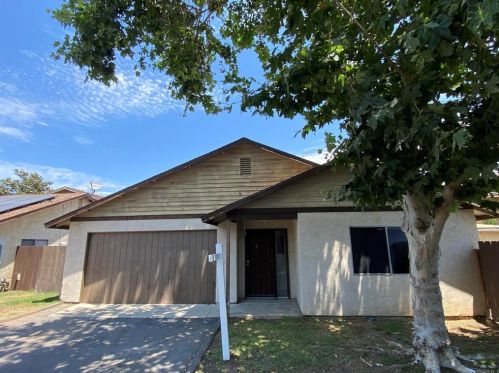 769 Graves Ave, El Cajon, CA 92021-4599