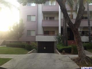 425 Piedmont Ave, Glendale CA  91206-3479 exterior