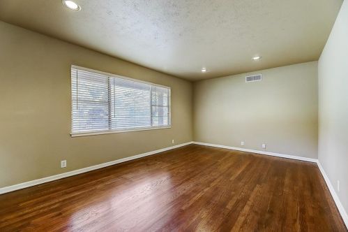 4813 Hildring Dr, Fort Worth TX  76109-5415 exterior