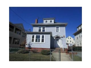 41 Warrington St, Providence, RI 02907-1921
