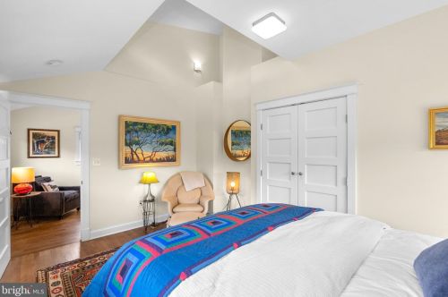 8409 Grove St, Silver Spring MD 20910-4761 exterior