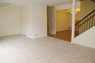 10585 Twin Rivers Rd, Columbia MD  21044-2122 exterior