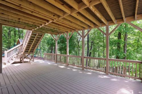 280 Cameron Ridge Dr, Atlanta GA  30328-4709 exterior