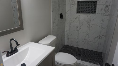 3260 Creekwood Dr, Rex GA  30273-2121 exterior