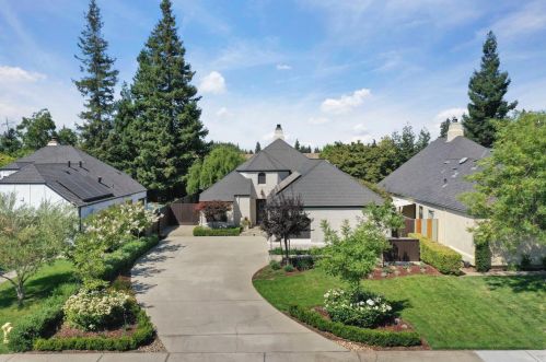 844 Villa Vista Ct, Valley Home, CA 95361-2580