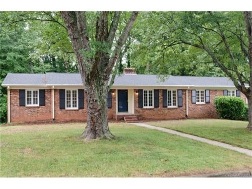 2349 Jefferson Ave, Gastonia, NC 28056-6572