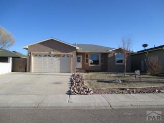 2048 Towhee Ct, Pueblo, CO 81008-2173