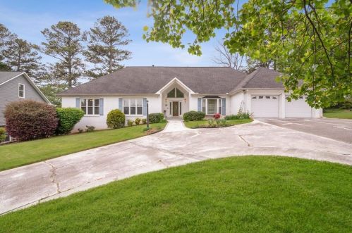 3175 Country Club Ct, Kennesaw, GA 30144-3079