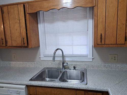 1216 Cedar Creek Ct, Conyers GA  30012-3518 exterior