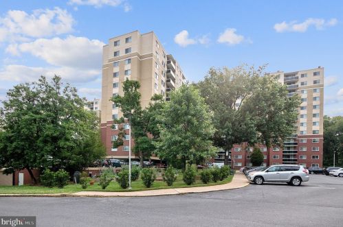 7333 New Hampshire Ave, Silver Spring MD  20912-6958 exterior