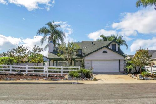 1577 Silverado Dr, Oceanside, CA 92057-4827