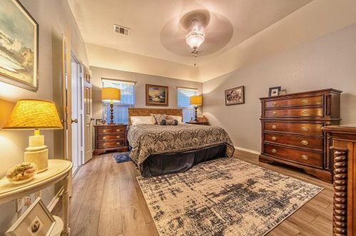 1305 Deville Cir, Garland TX 75043-1851 exterior