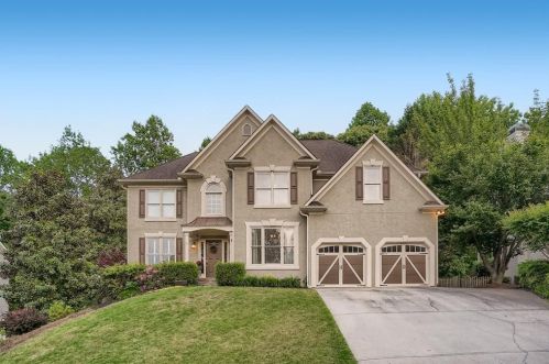 5020 Winding Hills Ln, Holly Springs, GA 30189-2582