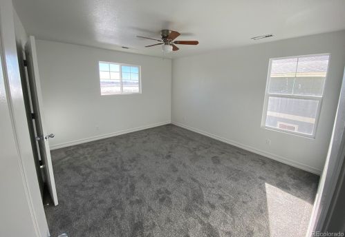 841 Willow Dr, Denver CO  80603-7743 exterior