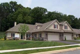 865 Meadow Ct, York, PA 17402-9109