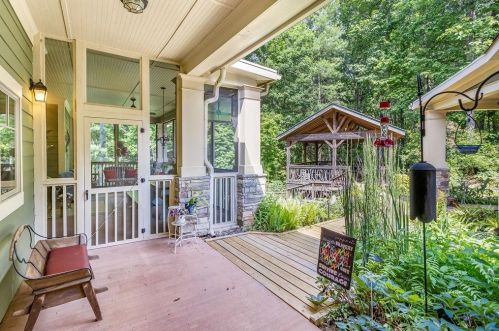 1566 Ridley Rd, Dahlonega, GA 30533-1972
