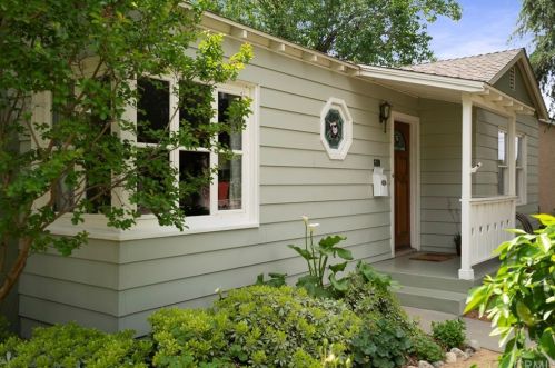 6110 Palm Ave, Riverside CA  92506-2022 exterior