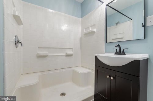 226 Baltimore St, Carlisle PA 17013-3702 exterior