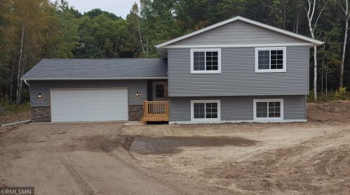 32780 Upland Rd, Palmdale, MN 55084-1828