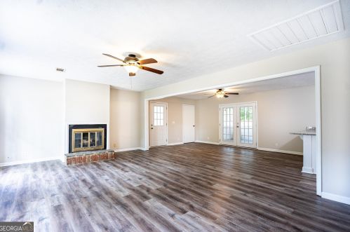 203 Avondale Dr, Lagrange, GA 30241-1825