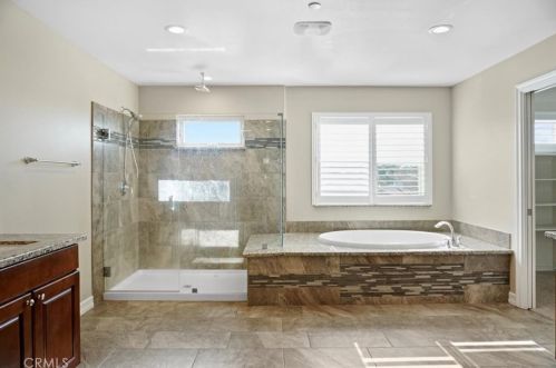 14012 Quailridge Dr, Riverside CA  92503-7201 exterior
