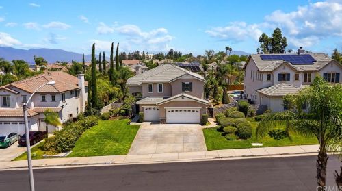 8442 Portland St, Riverside, CA 92508-6305