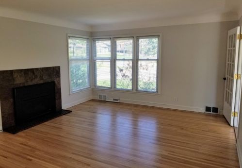 25 Hilltop Ln, Saint Paul MN  55116-2749 exterior