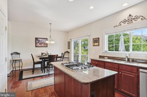 8173 Mccauley Way, Lorton VA  22079-2969 exterior