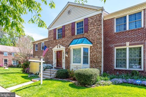 5115 Kenside Ct, Annandale, VA 22003-4371