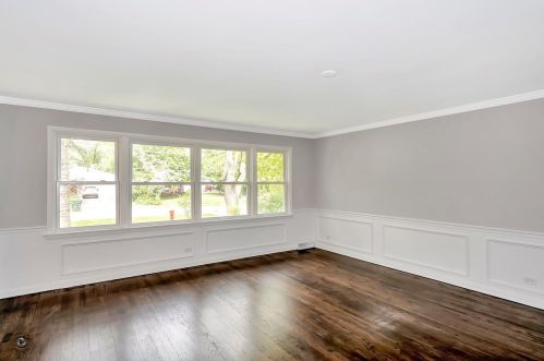 3055 Olive Rd, Homewood IL  60430-1413 exterior