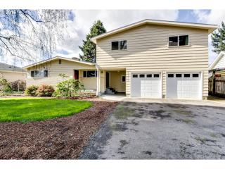 2316 Debra Dr, Springfield OR  97477-2440 exterior