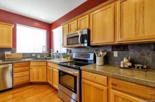 7195 Robertsdale Way, Denver CO 80016-7505 exterior