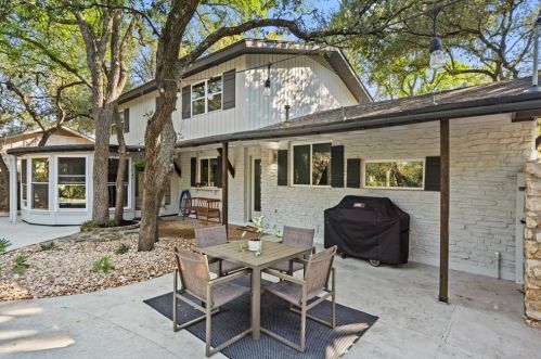4300 Burney Dr, Austin TX  78731-1208 exterior