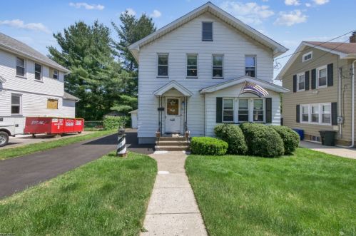 22 Forest Ave, Nutley, NJ 07110-1505