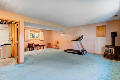 9056 Glacier Rd, Saint Paul MN  55125-3465 exterior