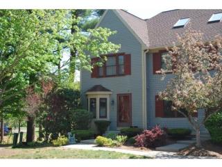 66 Bartemus Trl, Nashua, NH 03063-7601