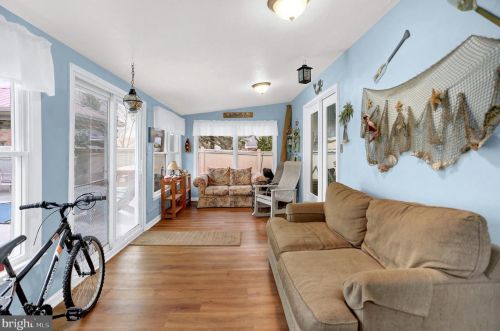 774 Broadway, Hanover PA 17331-2503 exterior