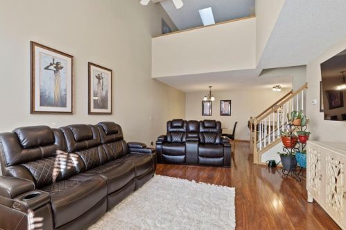 3544 Genevieve Ave, Saint Paul, MN 55128-3068