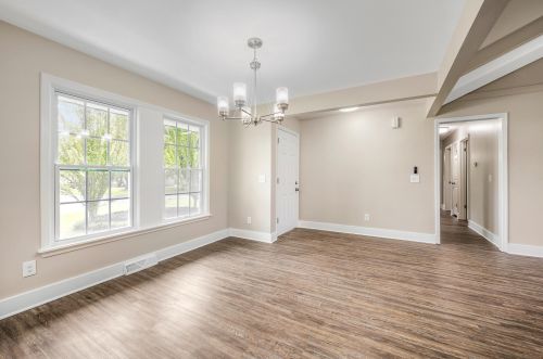 256 Columbia Dr, Ladson SC  29456-6208 exterior