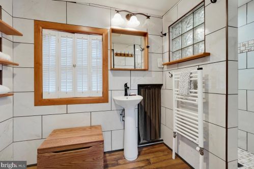 6710 Westmoreland Ave, Silver Spring MD 20912-4406 exterior