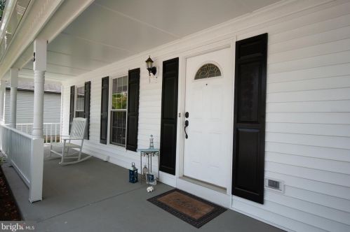 2 Whitehall Ct, Silver Spring MD  20901-1059 exterior