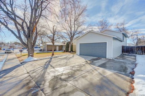 16665 Mansfield Cir, Denver, CO 80013-2828