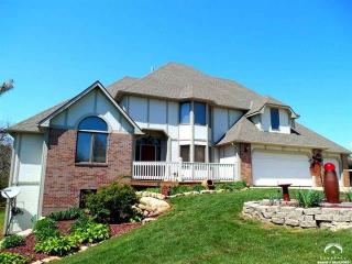 862 1884th Rd, Lecompton, KS 66050-4078
