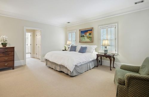 1041 Farmington Ln, Atlanta GA  30319-2811 exterior