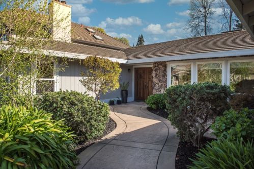 5118 Long Canyon Dr, Fair Oaks, CA 95628-4115