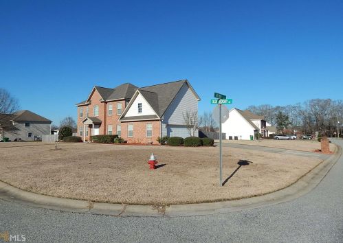 304 Alder Way, Bonaire, GA 31005-3477