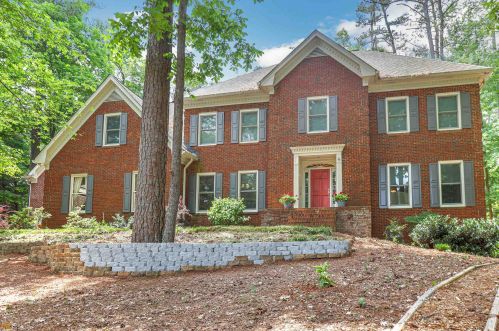 1828 Chedworth Ln, Stone Mountain, GA 30087-2118