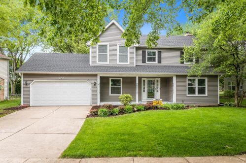 727 Muirhead Ct, Naperville, IL 60565-1668