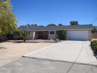 14787 Melbourne Ave, Hesperia, CA 92345-8514