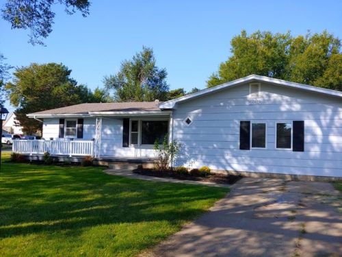 206 Grant St, Russell, KS 67665-2629